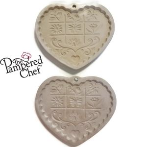 The Pampered Chef Clay cookie molds 1996 garden of hearts set of 2.